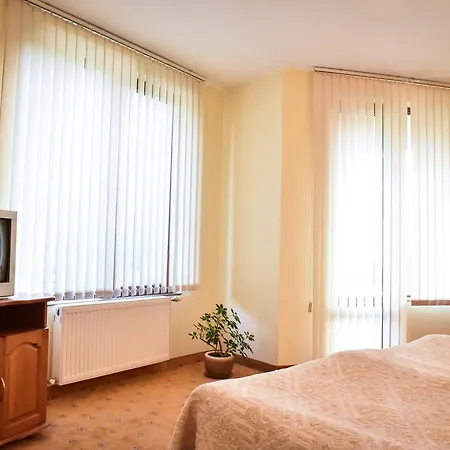 Lina Hotel